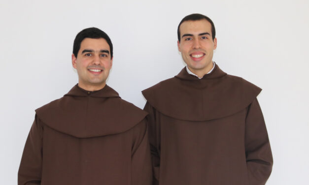 Profissão Religiosa do Fr. André e Fr. Francisco